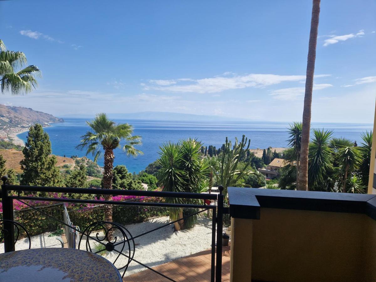 Taormina Bella Vista Apartment In Center With Pool By Taormina Holidays Exteriör bild